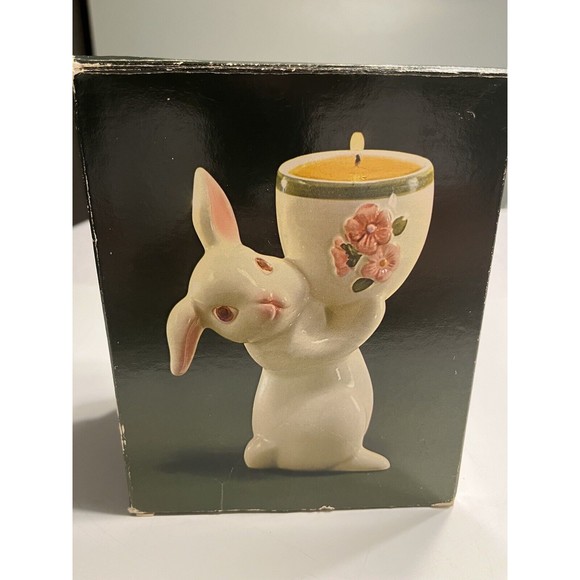 NEW Avon 1981 White Sunny Bunny Ceramic Candle Holder Hand Painted W/Candle - Picture 6 of 13